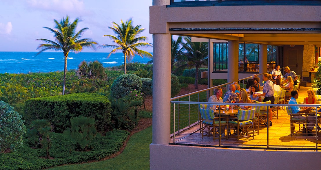 oceanfront dining at Sailfish point