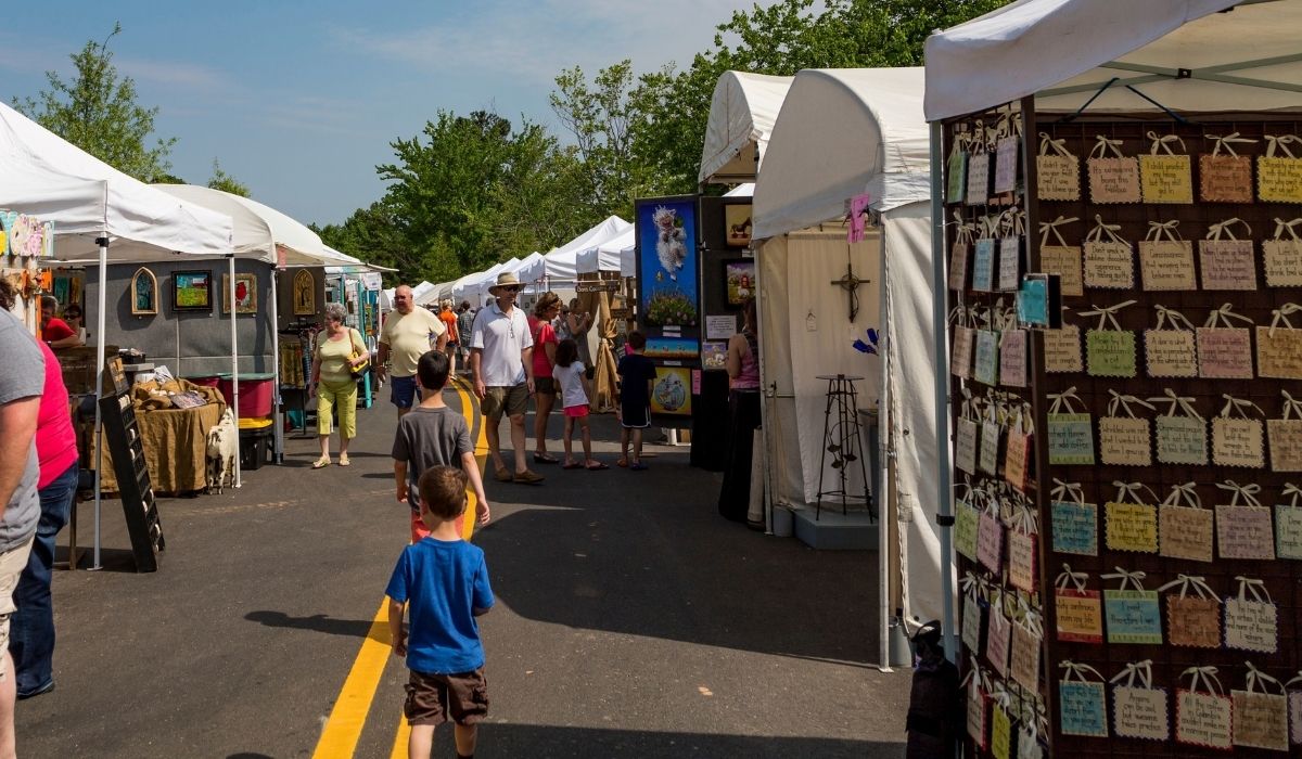 Art in the Park Event in Stuart 