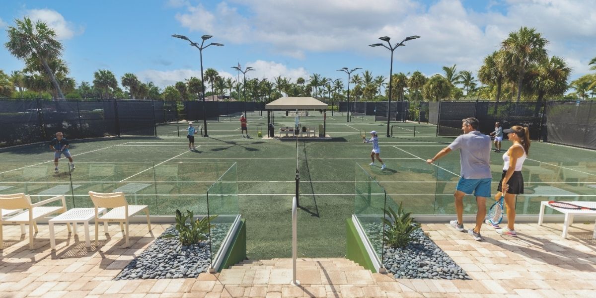 Discover Sailfish Point's Tennis Center