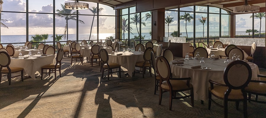 Take a look at Sailfish Point's oceanside dining room
