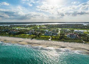 Why the Water Keeps Calling People Back to Florida’s Treasure Coast