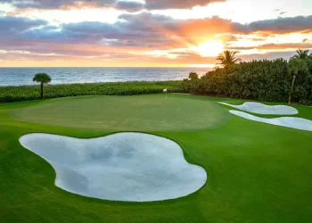 How Water Views Enhance the Amenity Experience at Sailfish Point